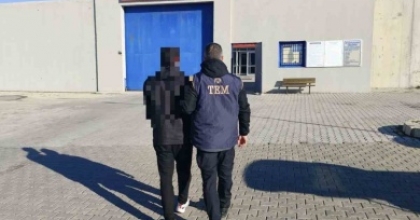 DEAŞ ÜYESİNİ POLİS YAKALADI
