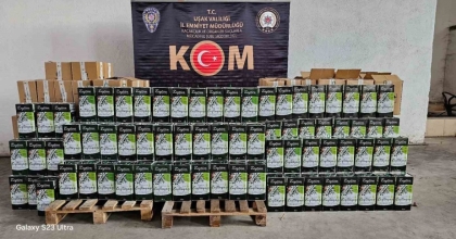 UŞAK’TA 382 TENEKE KARIŞIMLI ZEYTİNYAĞI ELE GEÇİRİLDİ
