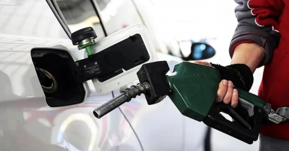 BENZİNE YARIN ZAM GELİYOR