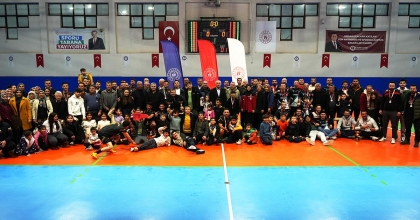 FUTSOLDA GÜMÜŞDERE ŞAMPİYON