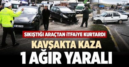 KAVŞAKTA KAZA: 1 AĞIR YARALI