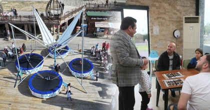 ÖĞRENCİLER TATİLDE SEYİR TEPESİ KEYFİ YAŞADI