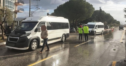 PAMUKKALE VE BULDAN'DA TUR OTOBÜSLERİ DENETLENDİ