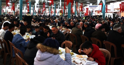 RAMAZAN SOFRALARI KURULDU