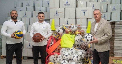 İZMİR’DE AMATÖR SPORA 25 MİLYON TL’LİK CAN SUYU