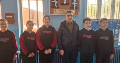 TOPLADIKLARI PARA İLE 3 BAKKALIN VERESİYE DEFTERİNİ SATIN ALDILAR