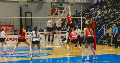 SULTANLAR LİGİ: AYDIN BÜYÜKŞEHİR BELEDİYESPOR: 2 - BEŞİKTAŞ: 3
