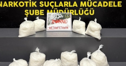 KARGO GÖNDERİSİNDE 9 KİLONUN ÜZERİNDE UYUŞTURUCU ELE GEÇİRİLDİ
