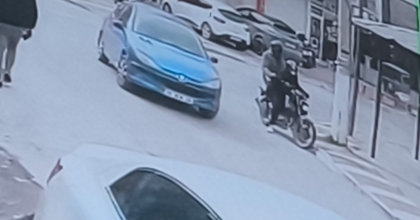 ALİAĞA’DA POMPALI TÜFEKLİ KUYUMCU SOYGUNU GİRİŞİMİ
