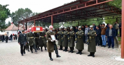 ALAŞEHİRLİ KIBRIS GAZİSİ SON YOLCULUĞUNA UĞURLANDI