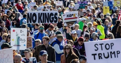 ABD'DE 'KRAL YOK' AYAKLANMASI: 9 MİLYON KİŞİ SOKAĞA DÖKÜLDÜ