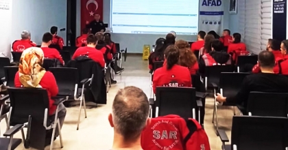 DENİZLİ’DE ARAMA KURTARMA EKİPLERİNE AKREDİTASYON EĞİTİMİ