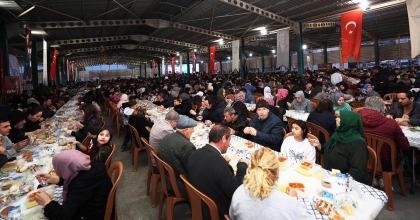 GÖNÜL SOFRASI İLBADE’YE KURULDU