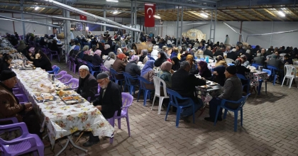 GÖNÜL SOFRASI KOLAK MAHALLESİ'NDE KURULDU
