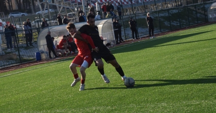 KALINKOZSPOR 10 KİŞİYLE FARKLI KAZANDI: 0-3