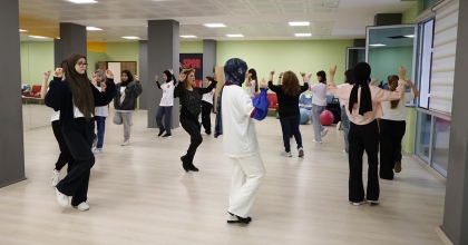 ÖĞRENCİLER YURTLARDA HALK OYUNLARI ÖĞRENİYOR