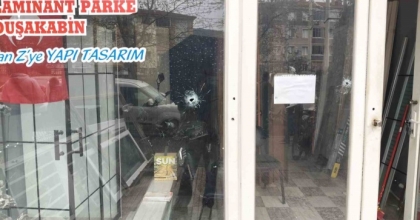 İZMİR’DE İŞ YERİNE SİLAHLI SALDIRI