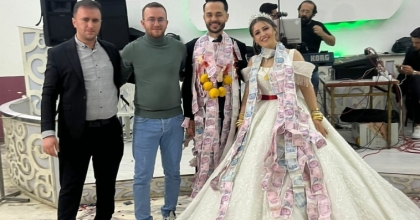 ARKADAŞLARINDAN DAMADA ’BEŞİ BİR YERDE AYVA’
