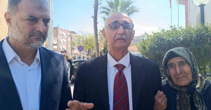 ATATÜRK’E HAKARET İDDİASIYLA YARGILANAN ÖĞRETMEN BERAAT ETTİ
