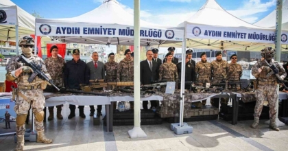 EMNİYET TEŞKİLATI AYDIN’DA GÜCÜNÜ SAHADA GÖSTERDİ
