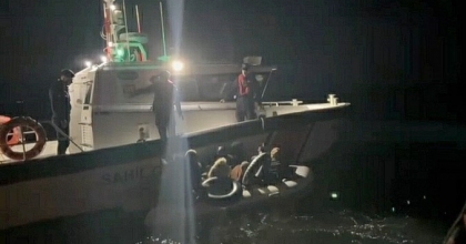 KUŞADASI’NDA 10 DÜZENSİZ GÖÇMEN YAKALANDI
