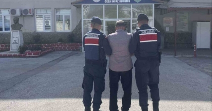 NAZİLLİ’DE 33 YIL 8 AY HAPİS CEZALI HÜKÜMLÜ YAKALANDI
