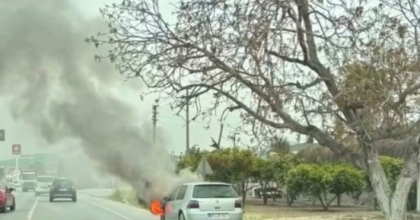 SEYİR HALİNDEKİ OTOMOBİL ALEV ALDI
