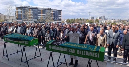 ÜST KAT KOMŞULARININ KATLETTİĞİ ÇİFT TOPRAĞA VERİLDİ
