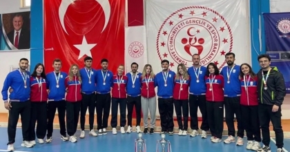 MSKÜ HOKEYDE TÜRKİYE İKİNCİSİ OLDU
