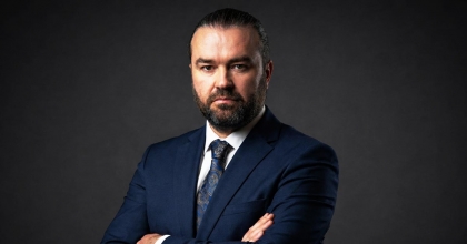 BASIN KARTINDA RESMİ KİMLİK DÖNEMİ