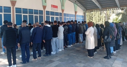 BOT FACİASINDA ÖLEN GÖÇMENLER DENİZLİ’DE TOPRAĞA VERİLDİ