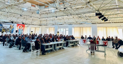 BULDANLI ÜZÜM ÜRETİCİLERİ BİLGİLENDİRİLDİ