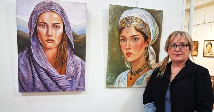 DARYA GÜRCAN'IN RESİM SERGİSİ AÇILDI