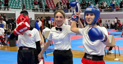 DENİZLİ’NİN KİCK BOKSÇULARI MADALYALARLA DÖNDÜ