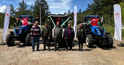 ORMAN KÖYLÜSÜNE TRAKTÖR DESTEĞİ