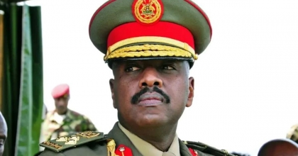 ŞAŞKIN UGANDALI TÜRKİYE’DEN 1 MİLYAR DOLAR İSTEDİ