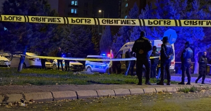 SOKAK ORTASINDA EŞİNİ ÖLDÜREN SANIK İÇİN AĞIRLAŞTIRILMIŞ MÜEBBET TALEBİ