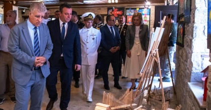 KUŞADASI’NDA ÖĞRENCİLERİN ESERLERİ SERGİLENDİ