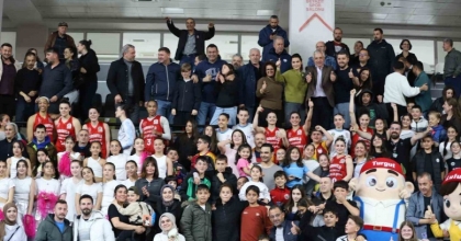 TURGUTLULU TARAFTARLARDAN 95 DESİBELLİK MÜTHİŞ DESTEK
