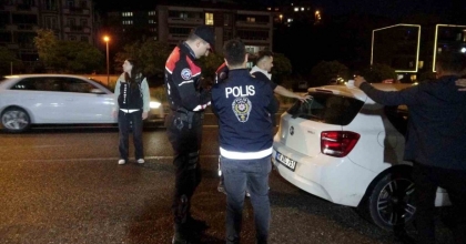 MUĞLA POLİSİNDEN ’GECE OPERASYONU’ GİBİ DENETİM
