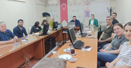 AİLE HEKİMLERİNE “GÜNCEL YAKLAŞIMLAR” EĞİTİMİ