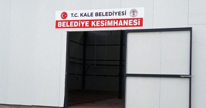 BAŞKAN KESİMHANEYİ BAYRAMA YETİŞTİRDİ