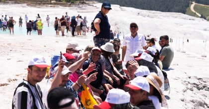 ENGELLİLER VE AİLELERİ PAMUKKALE’DE BULUŞTU