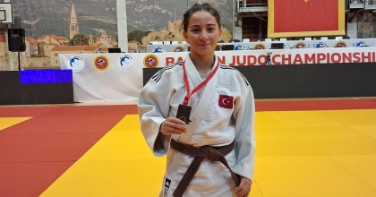 ŞİRİN YOLCU BALKAN ÜÇÜNCÜSÜ OLDU