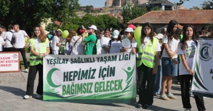 İZMİR’DE SAĞLIKLI YAŞAM VE SPOR FESTİVALİ COŞKUSU