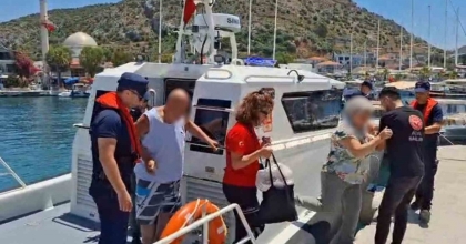 TEKNE GEZİSİNDE RAHATSIZLANAN VATANDAŞA TIBBİ TAHLİYE
