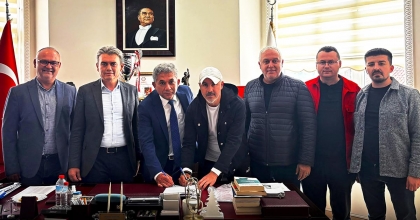 ÇAL BELEDİYESPOR’DA TEKNİK DİREKTÖRLÜĞE KÜRŞAT TAŞ GETİRİLDİ