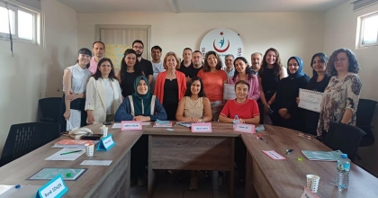 ÇAL’DA SAĞLIKLI YAŞAM VE ÜREME SAĞLIĞI EĞİTİMLERİNE YAKIN TAKİP
