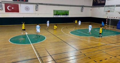 ÇAMELİ’DE OKULLAR ARASI FUTSAL TURNUVASI TAMAMLANDI