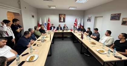 DENİZLİ HEYETİ POLONYA’DAKİ TÜRK İŞ İNSANLARIYLA BULUŞTU